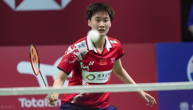 在攻防两端 在攻防两端